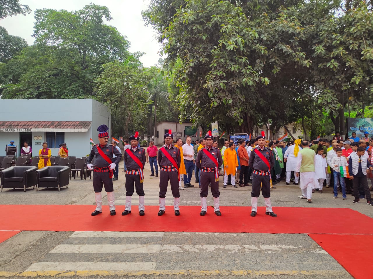 RIS security personnel